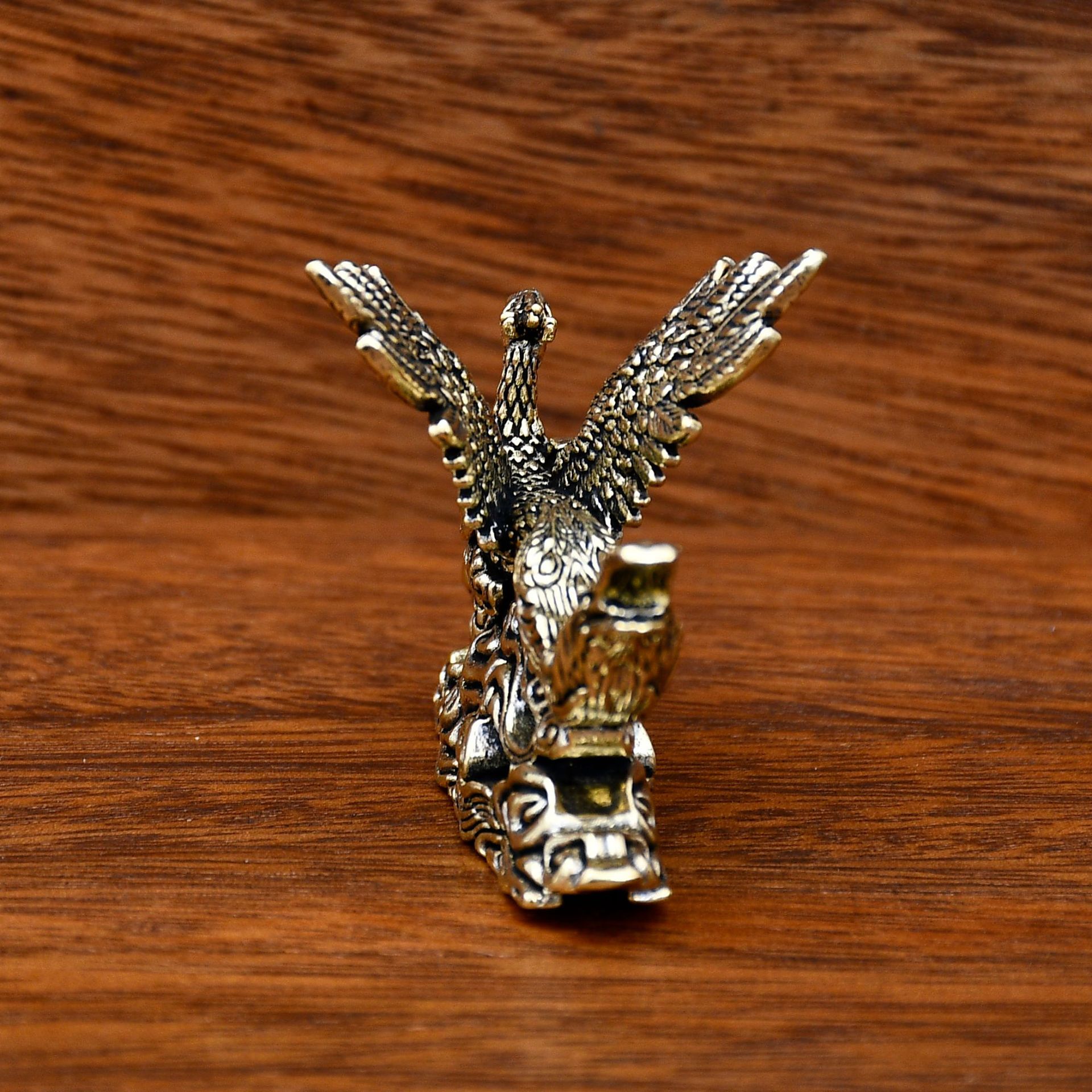 Brass Furniture, Desktop Ornam - Office Furniture Phoenix のレビューと価格